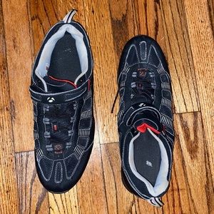 Bontrager spin shoes (no cleat)